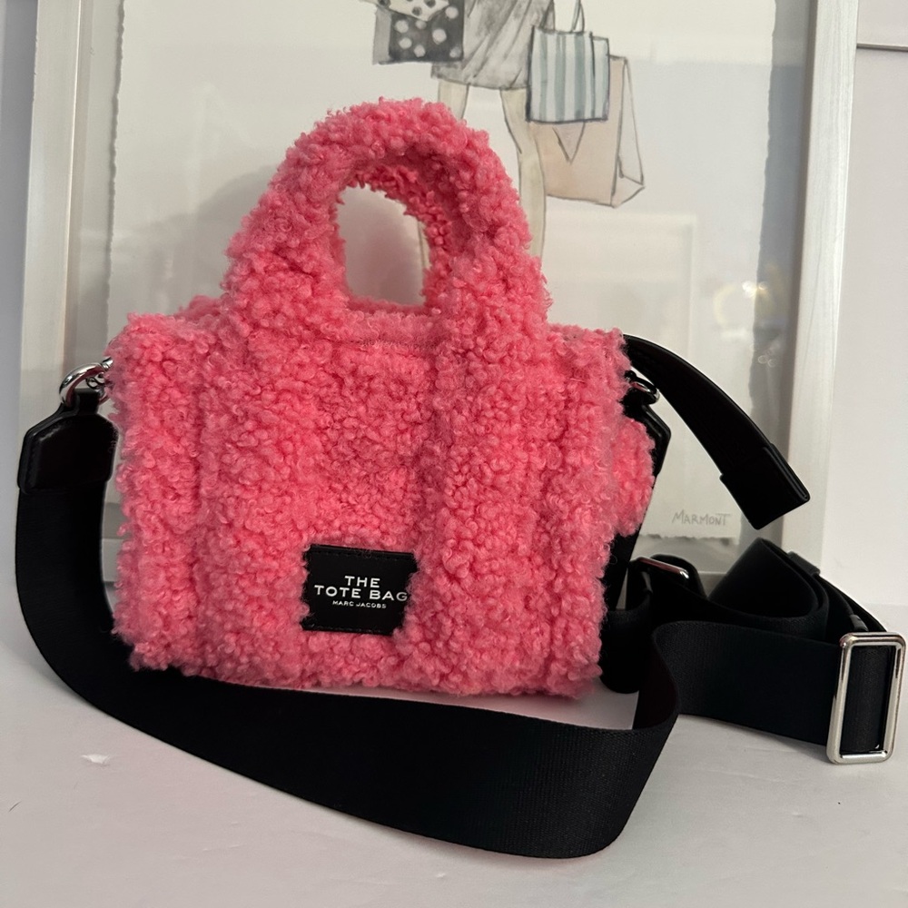 MARC JACOBS The Teddy Mini Tote Bag in Pink Fluffy
